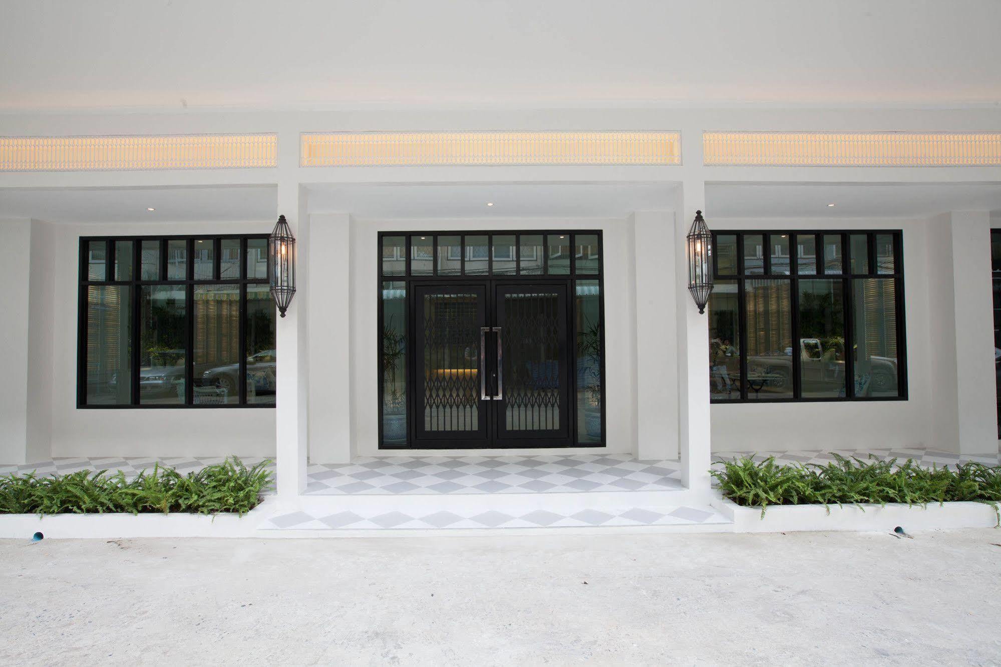 K Maison Boutique Hotel Bangkok Exterior photo