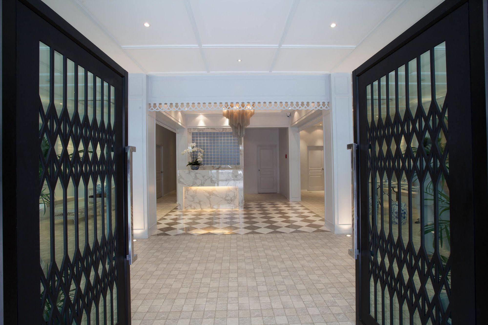 K Maison Boutique Hotel Bangkok Exterior photo